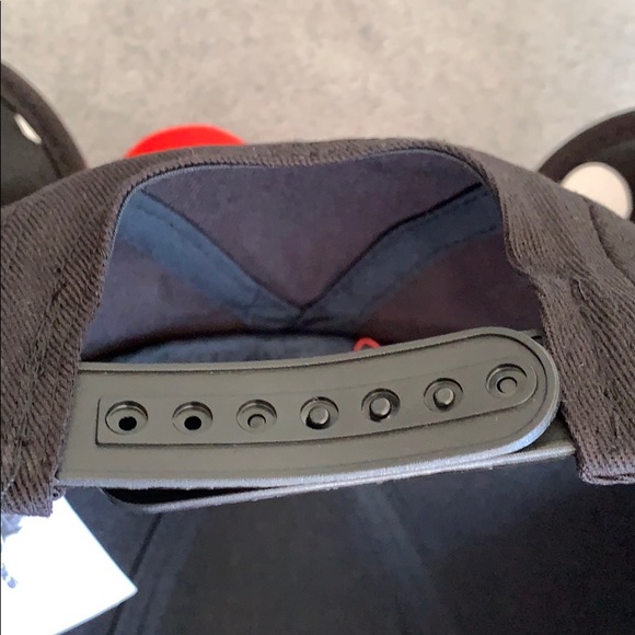 Disney’s Adult 57-60 cm Minnie Mouse Hat - Picture 5 of 8